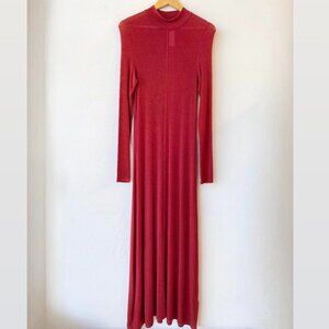 St Agni Rouge tencel jersey dress seen on Nicole Richie